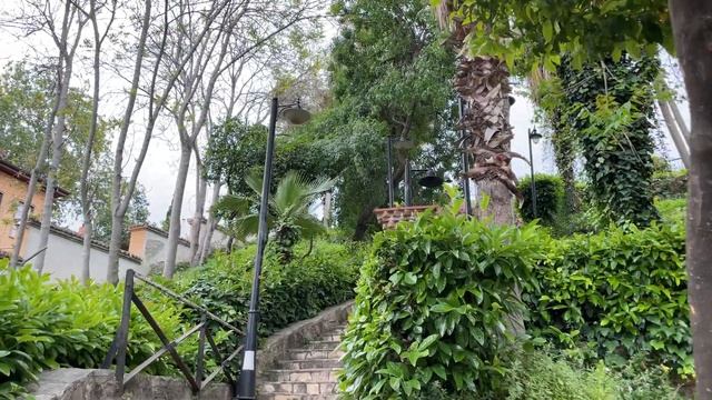 Walking tour: Old town - Old City Marina - Hadrian's Gate. Antalya, Türkiye. смотреть онлайн