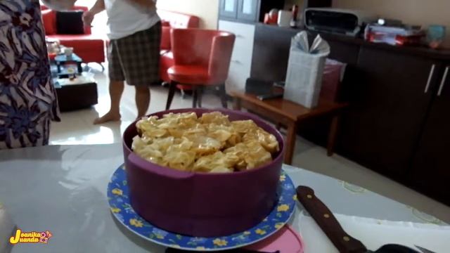 WEEKLY VLOG #1 | Meeting, Ultah, & IKAXA смотреть онлайн