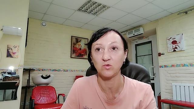 Решила больше не работать мастером маникюра. Но как я брошу своих клиентов? смотреть онлайн