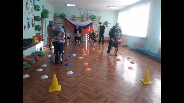 Поздравляем с 23 февраля! смотреть онлайн