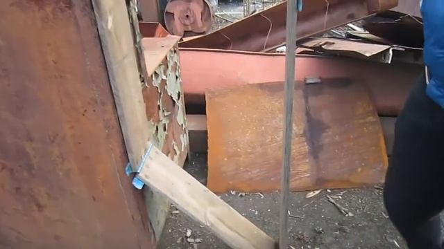 Небольшая вылазка на металлобазу | Пробуем сами смотреть онлайн