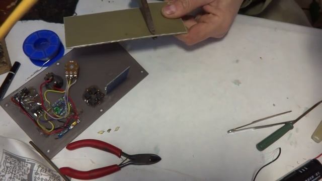 Самодельная портативная колонка. Готово! смотреть онлайн