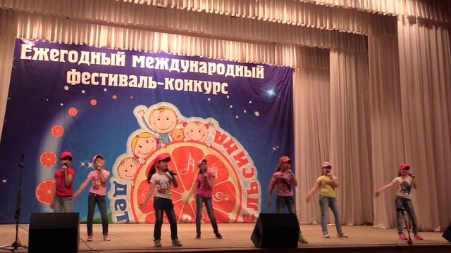 вокальная группа "Карамельки" Муз. Чичкова,сл.Пляцковского."Молодая лошадь" смотреть онлайн