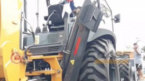 CASE 570SV Video Perfomance || Backhoe Loaders Center Pivot at work