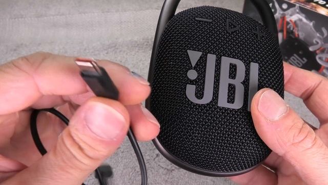 JBL CLIP 4 Beginners Guide (How to use this Bluetooth Speaker) смотреть онлайн