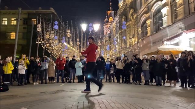 Москва Мадина Лезгинка 2021 Девушка Танцует Круто Парни Взорвали Улицу Никольская ALISHKA Чеченская смотреть онлайн