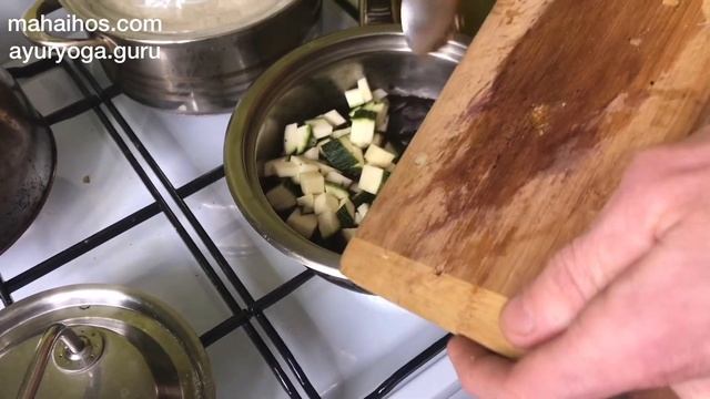 "Несуп" из фиолетовой моркови и аюрведический обед смотреть онлайн