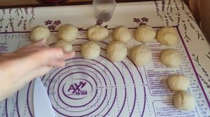 Жаворонки из теста. Встречаем весну!.mp4