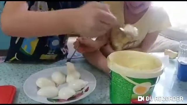 Яйца с майонезом. Дети готовят!#дети#яйцасмайонезом#вскуно#необычно#круто смотреть онлайн