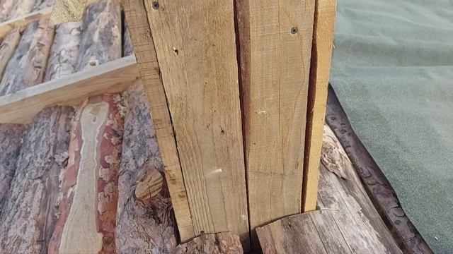 сарай своими руками часть 5. застелил опилки и профлист. Жизнь в деревне смотреть онлайн