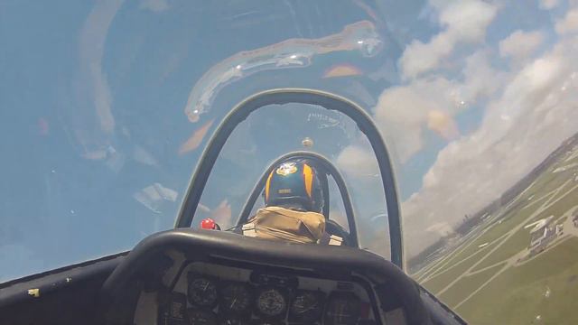 SKYDOC 1& 1/2 REVERSE CUBAN 8 Trojan Horsemen ROCHESTER 2014 (MOODY BLUES) смотреть онлайн