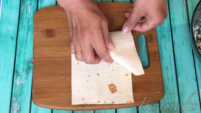 Легкие в приготовлении треугольники из лаваша с творогом. Вкусно, полезно и низкокалорийно. смотреть онлайн