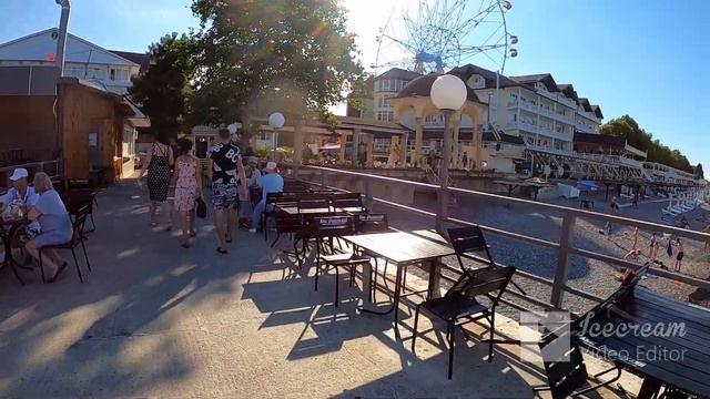 ?ЛАЗАРЕВСКОЕ СОЧИ. 02.08.2020г. Обзор утреннего пляжа с причала и моря! Классные волны! смотреть онлайн