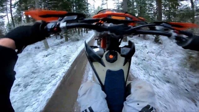 KTM 300 EXC - TEST RIDE смотреть онлайн