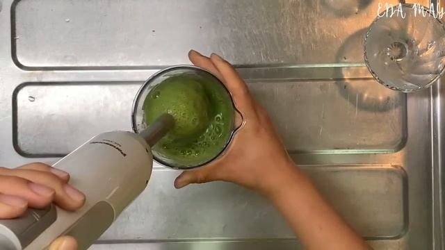 HOW TO MAKE A HEALTHY SMOOTHIE|PANASONIC HAND BLENDER смотреть онлайн