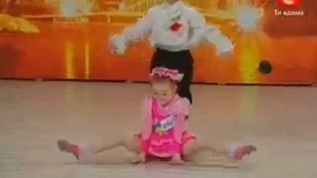 Amazing Kids dancing смотреть онлайн