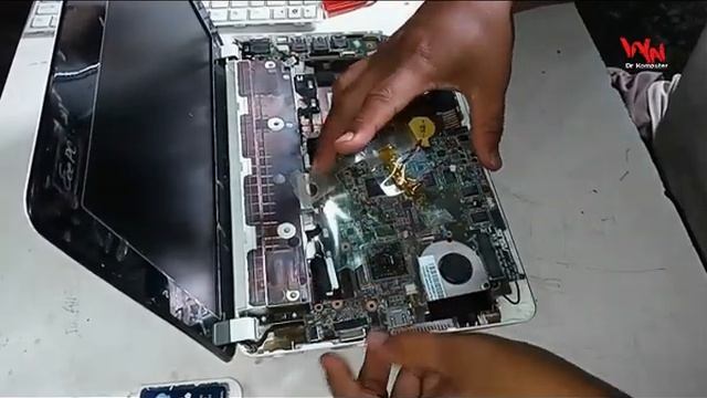 Bongkar Laptop Asus Eee PC Seasheel Series.