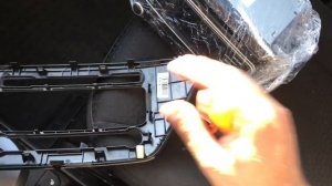 Снятие штатной магнитолы на Kia Rio