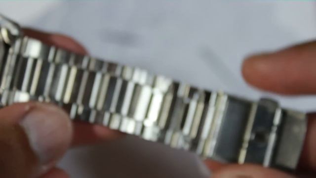 How to Adjust your Seiko Watch Band the Easy Way Recorded from a DSLR смотреть онлайн
