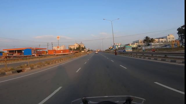 Kawasaki Z900 | Top Speed Test in all Gears | 100 KMPH in first gear смотреть онлайн