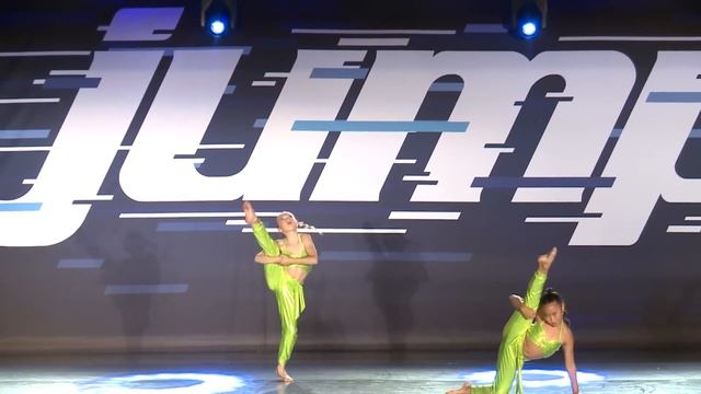 Take It - Khloe Kwon and Everleigh Soutas смотреть онлайн