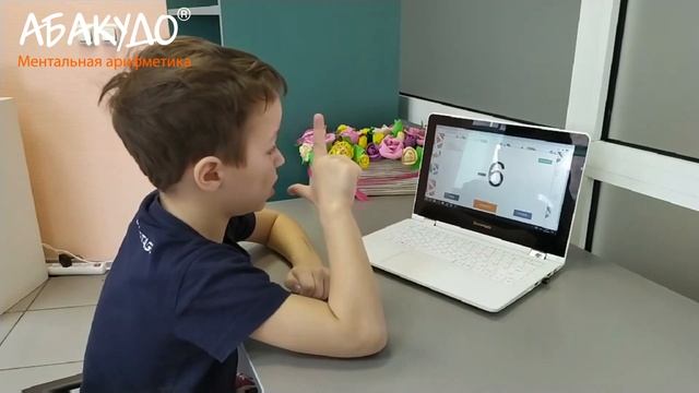 Максим 6 лет 0,6 сек+стих смотреть онлайн