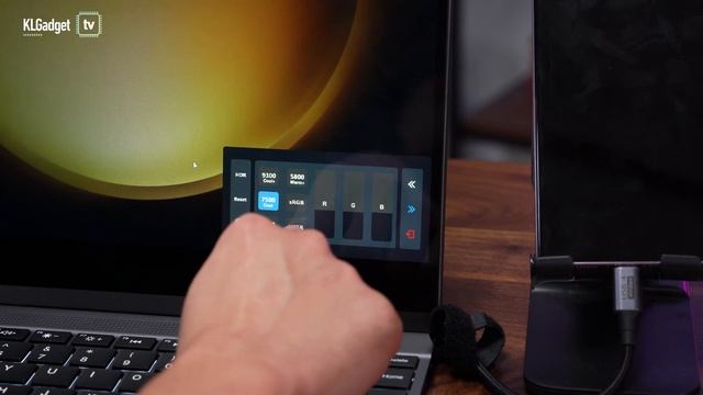 UPERFECT X 14 Pro Review: Wireless Display Dock for Android and iPhone смотреть онлайн