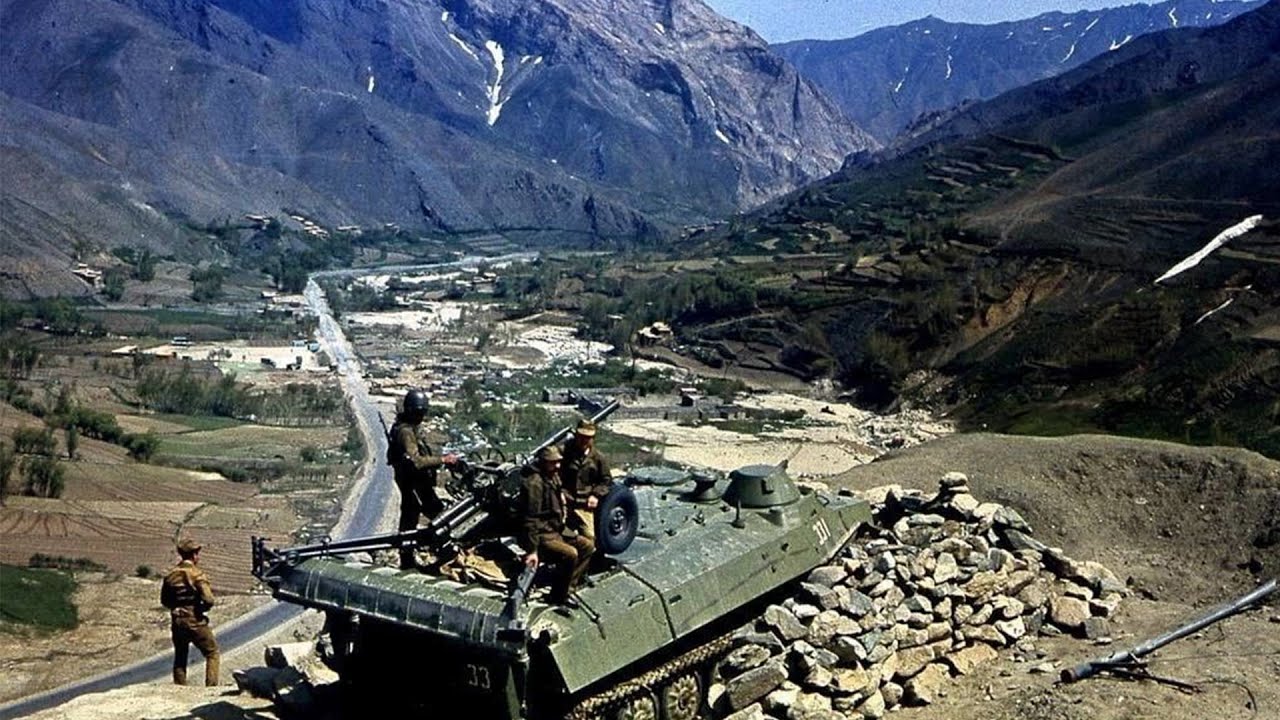 НА БЛОКПОСТАХ В УЩЕЛЬЯХ ГОР / Разбор на гармони по цифрам смотреть онлайн