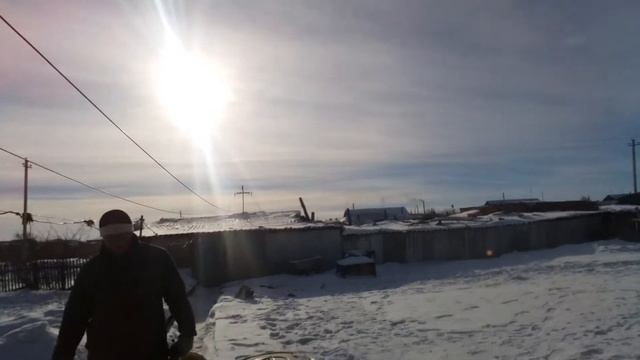 Коптим сало и рёбрышки в железной бочке,дома. смотреть онлайн