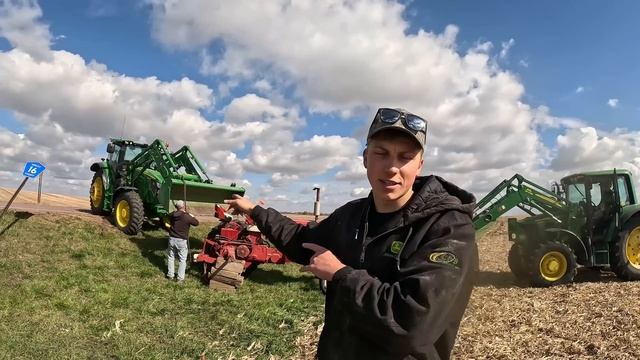 Tractor Rollover, VERY Lucky! смотреть онлайн