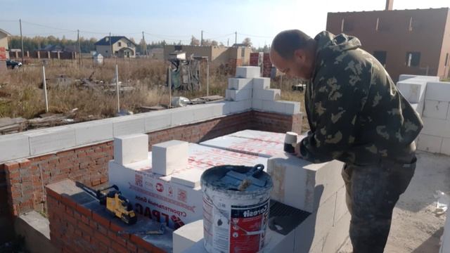 Дом из ГАЗОБЕТОНА . Кладка стен. Армирование газобетона. смотреть онлайн