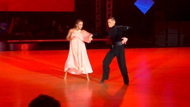 Show Dance Latin "Краски жизни" / Милёхин Матвей и Агеева Маргарита (Grand Prix Belarus 2023) смотреть онлайн