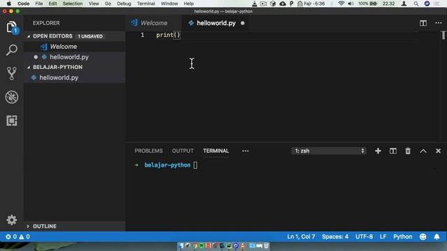 Pemrograman Python untuk Pemula - 04 Hello World смотреть онлайн