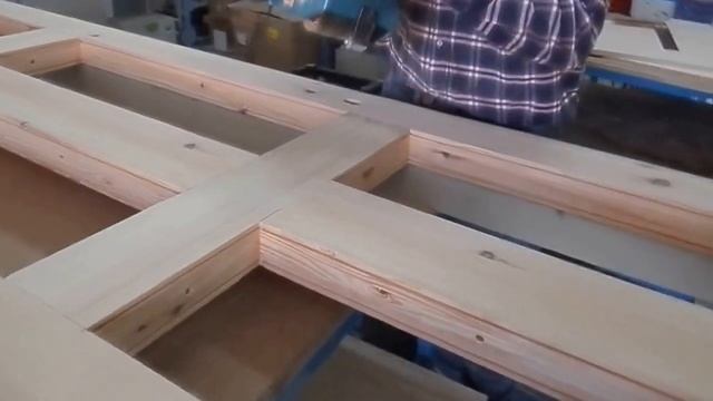 WOODMAN: Brushing with Makita / Браширование Makit-ой смотреть онлайн
