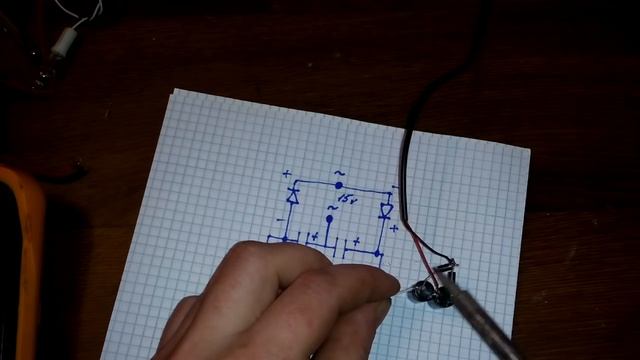 Простой удвоитель напряжения за 2 минуты смотреть онлайн