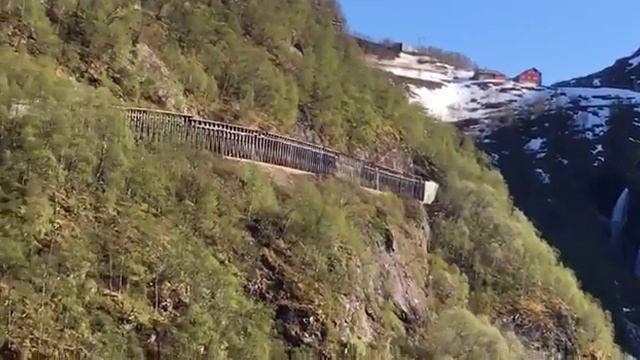 По долине Флом Норвегия. 17 мая 2018