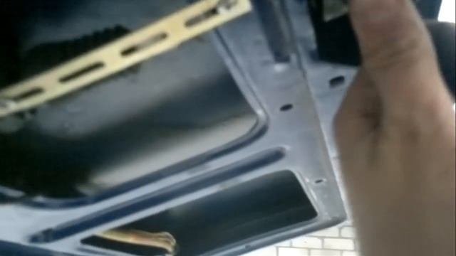 Багажник с кнопочки смотреть онлайн