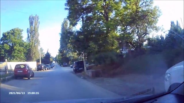 Обращение к автолюбителям авиагородка БЕЛЬБЕК 13 06 2021г смотреть онлайн