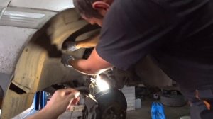 Замена шаровой не снимая рычаг - Toyota Land Cruiser 100 ✅