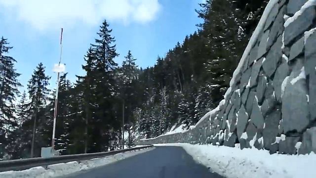 Chris Rea Driving Home for Christmas - Beautiful Road to Samnaun смотреть онлайн