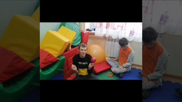 Музыкальное занятие. Отделение интенсивного ухода. ГБССУ СО ГПВИ "Волгоградский ПНИ" смотреть онлайн