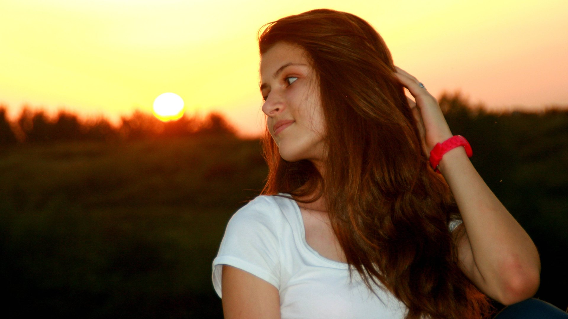 ЛЕТНИЙ ВЕЧЕР смотреть онлайн