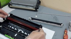 Brother MFC-L5755DW |  Cleaning of Drum Unit | Dirty Printing