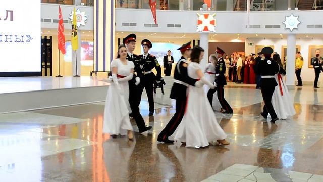 Кадетский бал в Туле смотреть онлайн