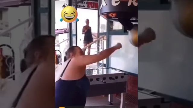 Нежданчик смотреть онлайн