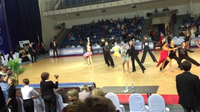 Andrey Ivanov - Anna Podnebesnay Rumba смотреть онлайн