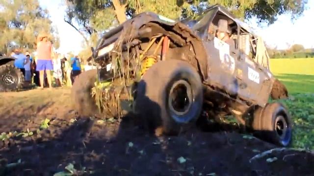 Уаз vs Suzuki Samurai vs ГАЗ 69 vs Прототипы Котлеты Off Roading 4х4 смотреть онлайн