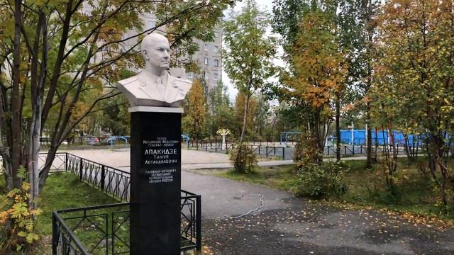 Роста (часть пятая) в 4к / этюды с Мурманских улиц смотреть онлайн