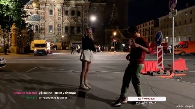 Танцуем вальс и ча-ча-ча с прекрасной девушкой в центре Санкт-Петербурга || мило ? смотреть онлайн