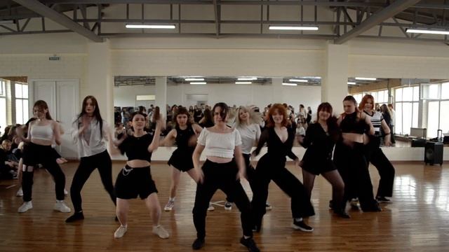 K-pop срез 2023 | Apink — Dumhdurum, Миньюкова Нора смотреть онлайн
